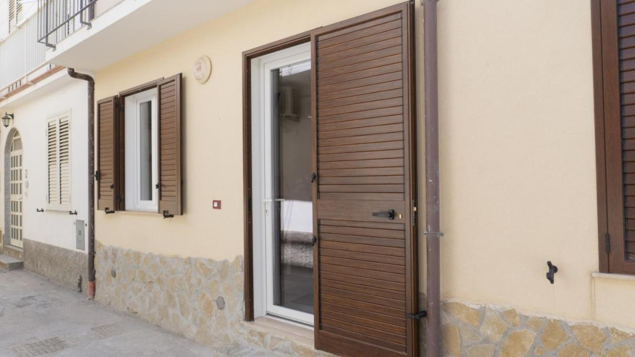 דירות Casa A Mare Mongiove מראה חיצוני תמונה