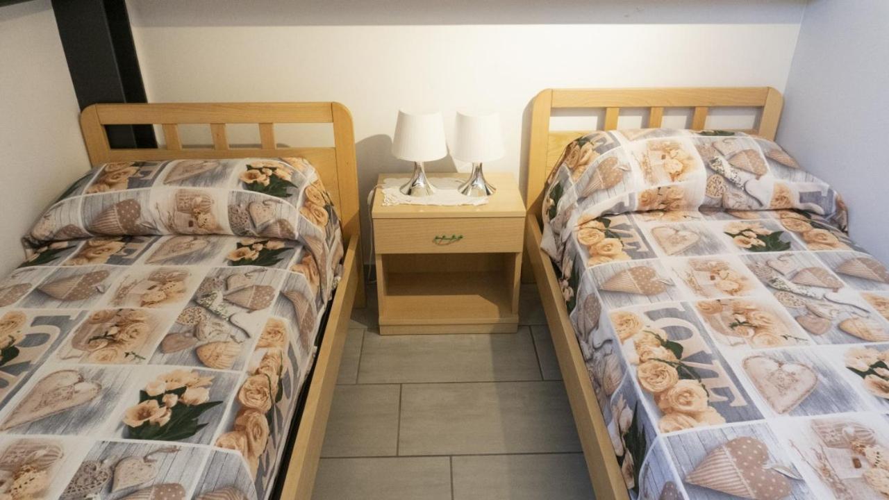 דירות Casa A Mare Mongiove מראה חיצוני תמונה