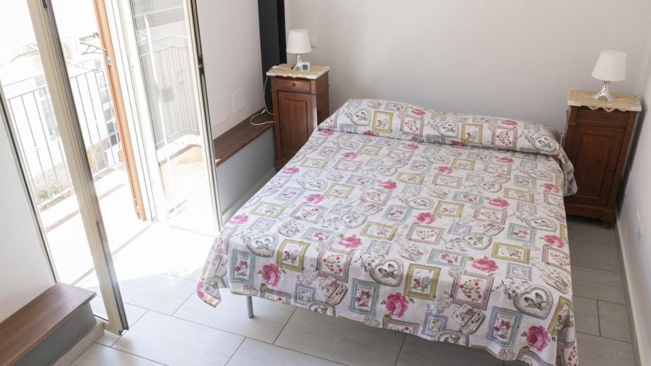 דירות Casa A Mare Mongiove מראה חיצוני תמונה